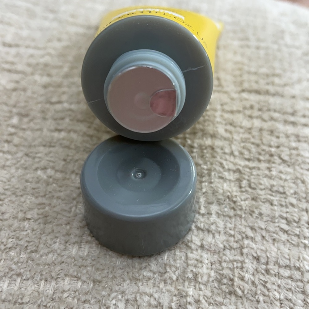 REN Clean Skincare Clean Screen Face Sunscreen - Picture 7 of 8